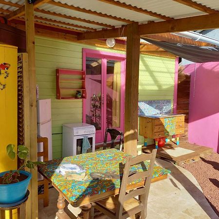 La Caze Celine Apartment Saint Pierre Luaran gambar
