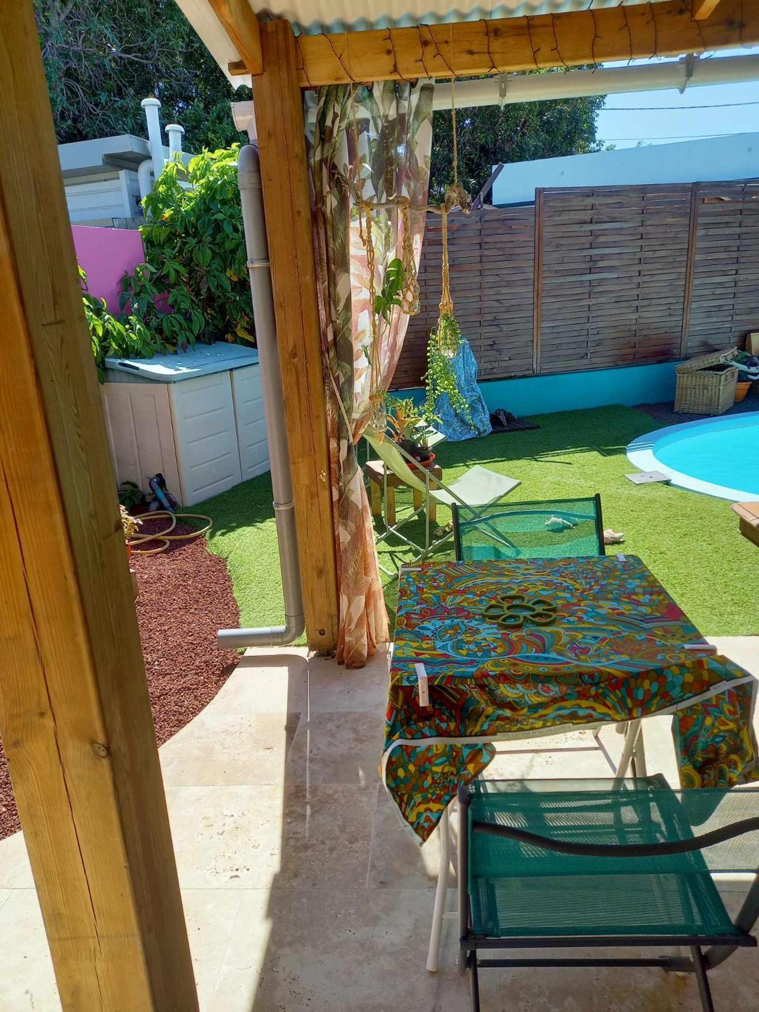 La Caze Celine Apartment Saint Pierre Luaran gambar